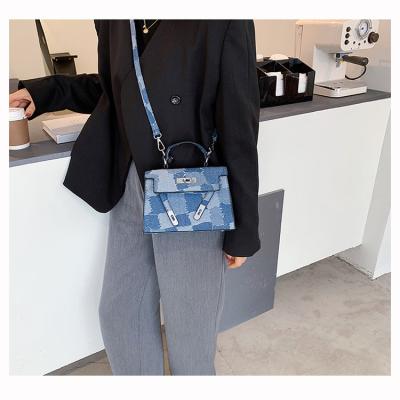 China 2021 New Arrival High Quality Denim Quilting Style PORTABLE Mini Purses Women Hand Bags Clips Messenger Bag Ladies Handbags for sale