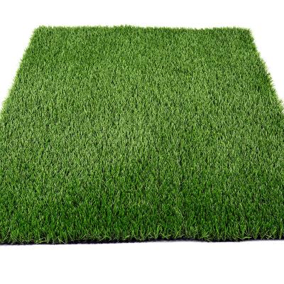 中国 Tennis Artificial Lawn Landscaping Carpet Green 10mm-60mm Pile Height 販売のため