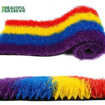 中国 Fire Resistant Rainbow Artificial Grass Soccer Turf Customized Size 販売のため