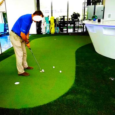 Κίνα Mini Artificial Golf Grass Mat Turf Hitting Mats Practice Golf Turf προς πώληση