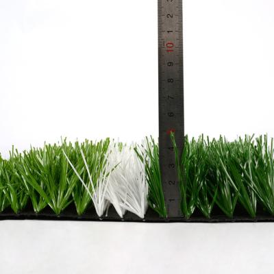 中国 Green Grass Carpet Artificial Grass Landscaping Outdoor 50mm Natural For Garden Outdoor Football Artificial Grass 販売のため