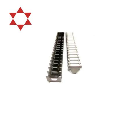 China Furniture 6 Clamp Clip On Sofa Zigzag Steel Spring Crate Mattress Clips M66 Cl4 Metal Clamp Nails Custom Price for sale