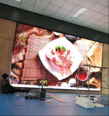 Chine L'étape P2.0mm SMD d'école MOLLARDENT le mini affichage à LED avec le Cabinet d'alun à vendre