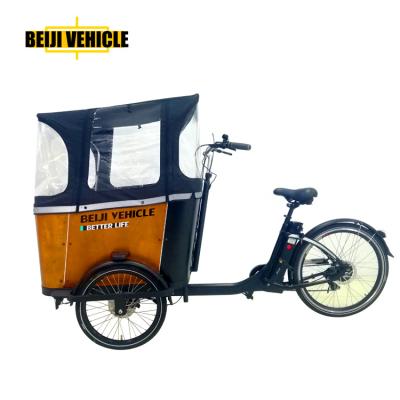 China Cheap bakfiets 3 wheel electric cargo bike with rain cover for sale