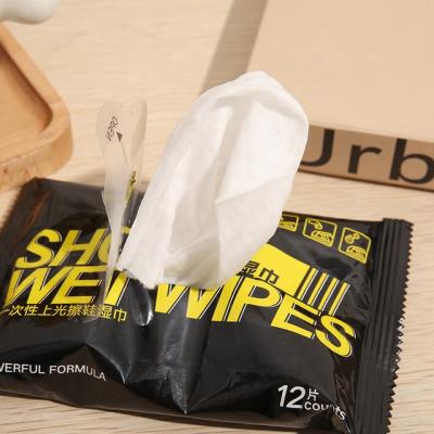 China Competitive Price OEM 12 Pcs Cleaning / Bag Leather Polish Sneaker Wet Shine Nonwoven Quick Cleaning Cloth for sale