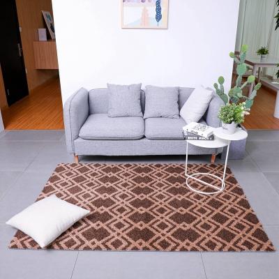 China Durable Brown Design Large Size Shaggy Area Rug Popular Color Anti Slip Wall Carpet for sale