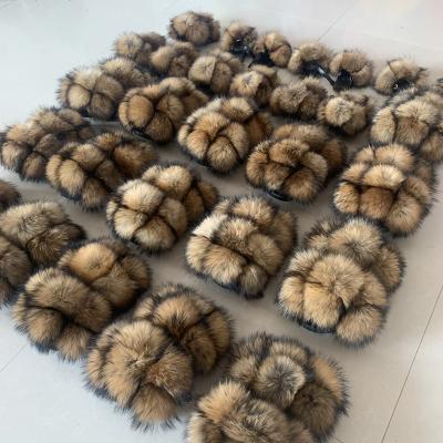 China Female Fox Fur Slides Sandals Fuzzy Pompom Slippers Open Toe Raccoon Fur Flip Flops Casual Women Real Big Fur Fashion Trend for sale