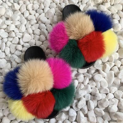 China High quality girls new style pompom fashion trend smudge and rabbit fur fashion soft and fluffy slides new style slippers for sale