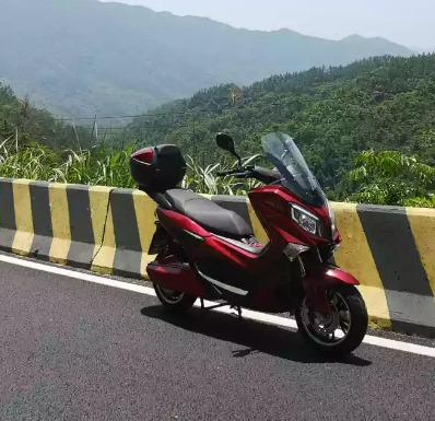 China 250 Range Kms Motorcycle Auto Electric Scooter Electric Motorcycle With ET7000 Lithium Battery for sale