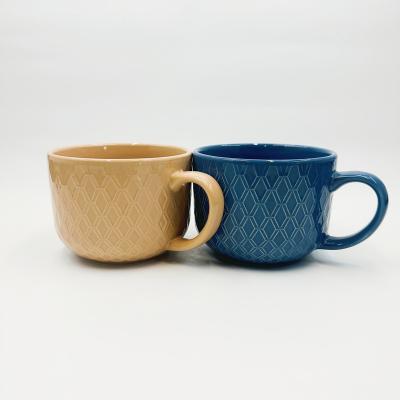 China Sustainable High Quality Big Mug Coffee 665ml Embossed Coffee Mug Ceramic Mug Coffee Cup for sale