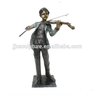 China Europe Life Size Cast Iron Small Bronze Sculpture Brass Boy Musician Playing Violin Statue for sale