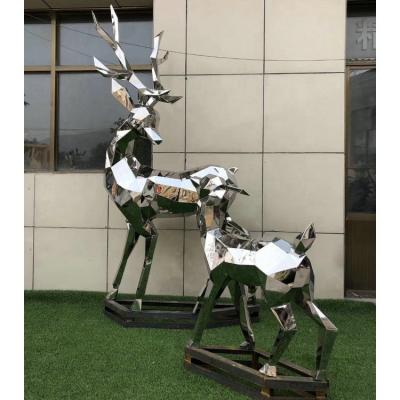 China Europe Garden And Animal Abstract Decor Indoor Metal Sculptures Mirrored Stainless Steel Deer Statues for sale