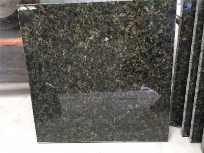 China Tejas naturales verdes del granito del Brasil Verde Ubatuba dentro de Decoratio exterior en venta