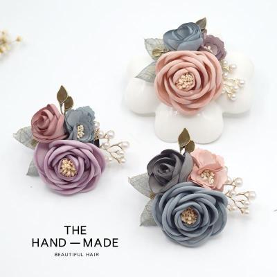 China Fashionable Korean Accessories Temperament Coat Sweater Buckle Shawl Coat Sweater Cloth Corsage Brooch Brooch Cloth Huge Flower Brooch Pins Fashionable for sale