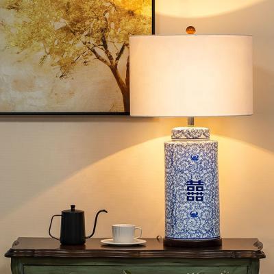 China Interior lighting design china E27E26 modern ceramic hotel bedroom nightstand living room office study table lamp sale brand for sale