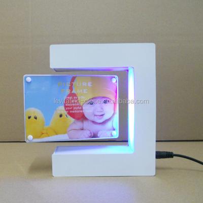 China Levitation and rotation in air new invention led lighting hanging picture frame 2015, productos publicidad innovadores for sale