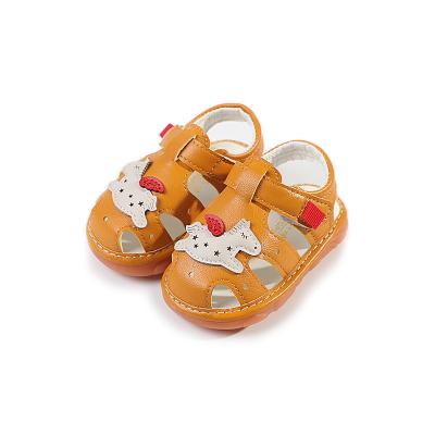 China High Quality Baby Squeaky Sandals Breathable With PU LeatherChildren Kids Shoes Funny Sound Funny Summer Beach Buckle Strap Child Sole Child S for sale