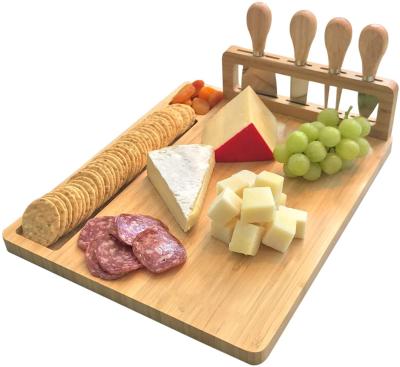 China Sustainable bamboo material plate include cutting boards whosale kitchen tools knife and cheese board for sale