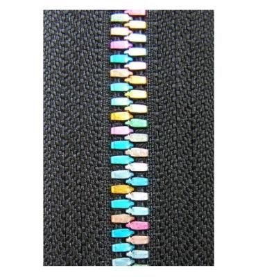 China 5# Metal Black Rainbow Teeth Zippers Polyester yarn For Clothes for sale