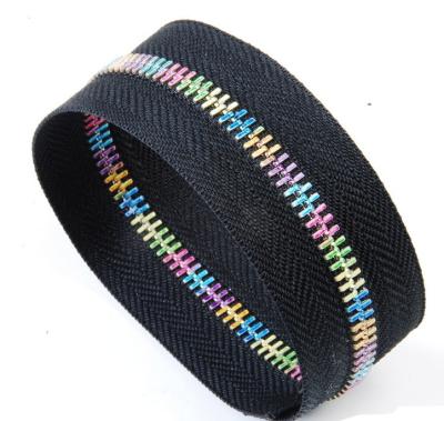 China Metal Y Teethc Rainbow Teeth Zippers No.5 Long Roll Black Tape for sale