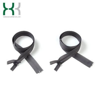 China Eco - Friendly Pin Lock 20cm Close End 3# Invisible Zipper With Polyester Tape for sale