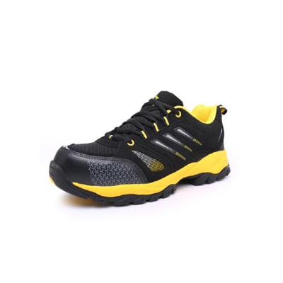 China High Quality Anti Static Anti Static Fly Knit Lightweight Construction Safety Shoes Mesh Sports Steel Toe for sale