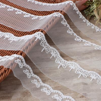 China Viable High Quality Fancy Embroidery Lace Fabric Chemical Net Trimming For Decoration for sale