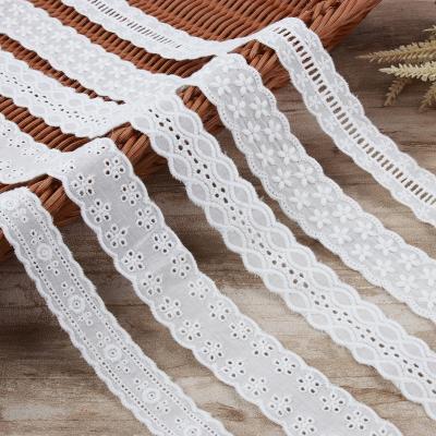 China Wholesale Viable Border Small White Guipure Lace Trim Water Solubility Thin Lace Trim for sale