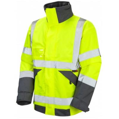 China Windproof Breathable Hooded High Visibility Men Uniform Working Waterproof Jacket en venta