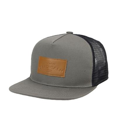 China COMMON Custom Printing High Profile 5-Panel Gray Plastic Snap Back Mesh Trucker Hat for sale