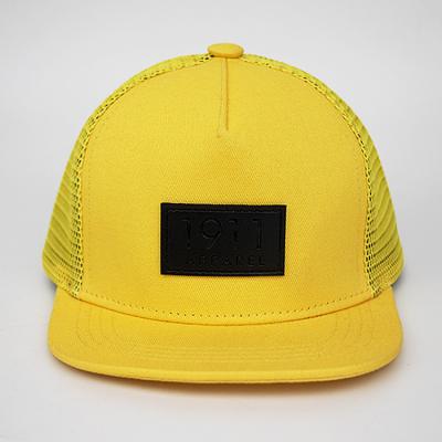 China COMMON Personalize Custom Leather Patch Trucker Hat Mesh for sale