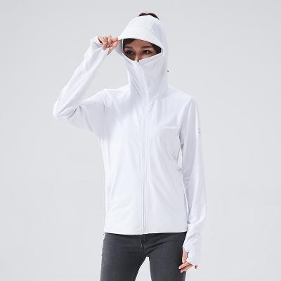 China Summer Comfortable Women Sun Protection UPF 50+ UV Outdoor Jacket Hooded Skin Apparel For Running , Hiking With Brim for sale