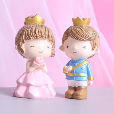 China New Modern Small Princess Wedding Cake Decoration Creative Resin Baking Home Decoration for sale