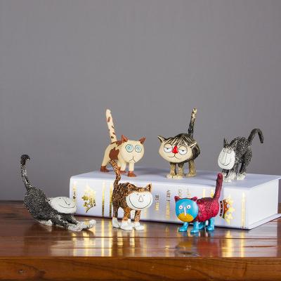 China Modern creative cute living room home office car decoration cartoon cat ornaments animal birthday gift for sale