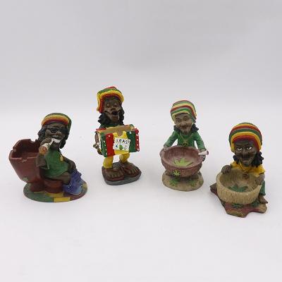 China Creative Customized Modern Personality Style Ashtray Resin Crafts Ashtray Home Decoration New for sale