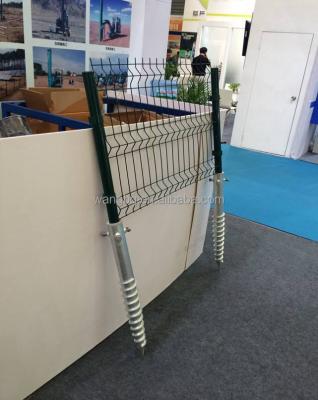 China Easily Assembled Green Coated Screw Ground Base Welded Wire Mesh Fencing For Solar Power System for sale