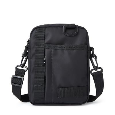 China BSCI factory factory fashion mini shoulder bag low price mobile phone daypack small messenger bag for men for sale