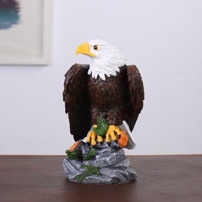 China Zhaocai Eagle Housewarming New Year Opening Gift of World Creative Wine Cabinet Living Room Office Decoration Furnishings for sale