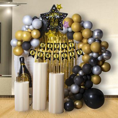 China Latex balloons wholesale round new year balloons latex new year pull flag combination with film new year party foil balloons for sale