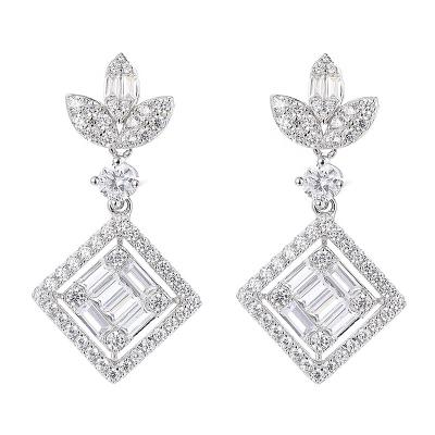 China 2023 Environmentally Friendly Lightweight Luxury Rhodium Plated 925 Sterling Silver Women Square Clover Moissanite Diamond Drop Chandelier Earrings For for sale