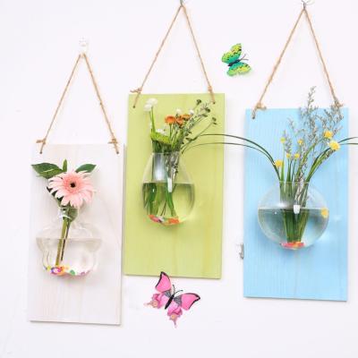 China Handmade Hanging Hydroponic Clear Glass Vase Wooden Board Container Home Decoration for sale