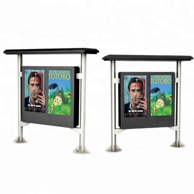 China Dual-Screens 55 Inch Outdoor Waterproof Floor Standing LCD Signage LCD Screen Digital Advertising Display With Roof for sale