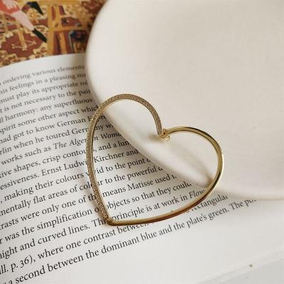 China Casual/Sporty Hollow Hollow 925 Sterling Silver INS Heart Hoop Earrings (Single) for sale