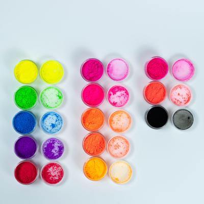 China Best Face Waterproof Neon Makeup Yellow Eyeshadow Colorful Eyeshadow Powders Hot Pink Eyeshadow Custom for sale