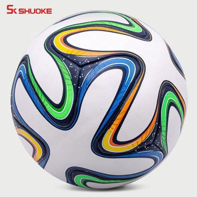 China Ball Games Class 5 Classic Soccer Ball Training Official PU Laminated New Threadless Sew Beveled Edge Football for sale