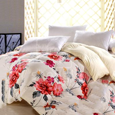 China New Factory Customized Flower Design Comforters Bordados Eco-Friendly One Mano Duck Down Bedding Quilt for sale