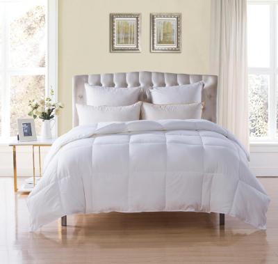 China Home Wholesale High Quality Suppliers Plain White Goose Down Comforter for sale