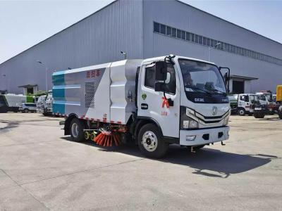 Chine Camion de balayage de 120 chevaux à cabine simple avec lavage à haute pression pour le nettoyage des taches d'huile à vendre