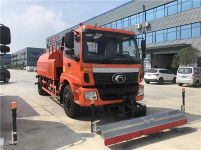 Chine Camion de nettoyage à haute pression FOTON de type mécanique 7 tonnes Poids de fonctionnement à vendre