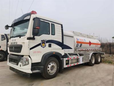 China Sinotruck Howo 20000 Liters Air Jet Aviation Refueling Trucks For Remote Areas for sale